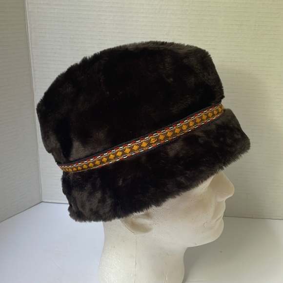 Vintage Dobbs Fifth Avenue Faux Fur Hat - Picture 5 of 8
